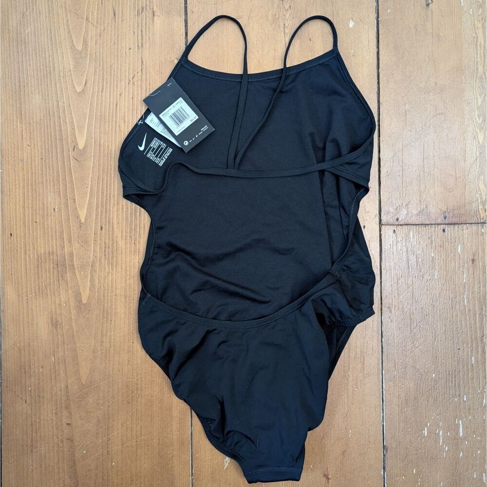 Nike woman’s Hydrastrong solid cut out tank one piece swimsuit bathing suit 12 - Picture 6 of 8